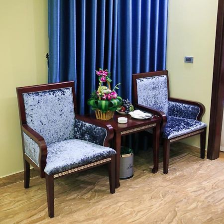 Gallant Hotel 168 Hai Phong Esterno foto